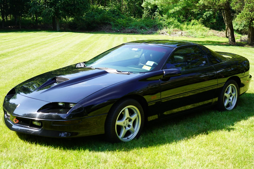1996 Chevrolet Camaro SS 4th Gen - Image 9 of 31