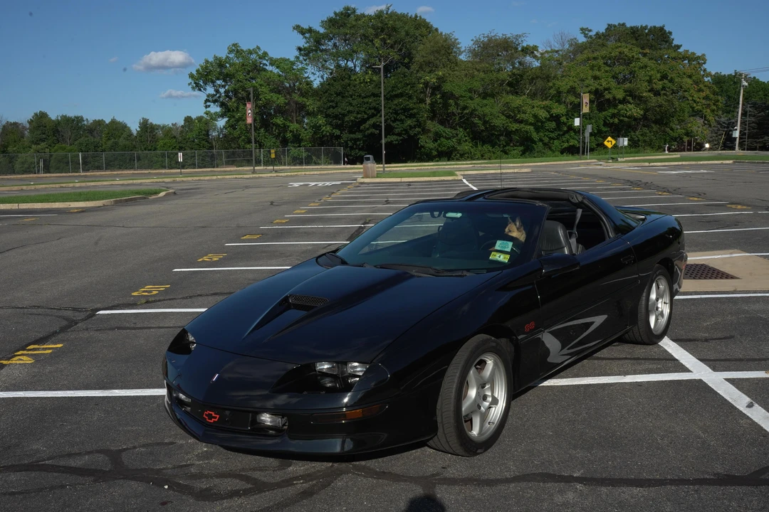 1996 Chevrolet Camaro SS 4th Gen - Image 25 of 31