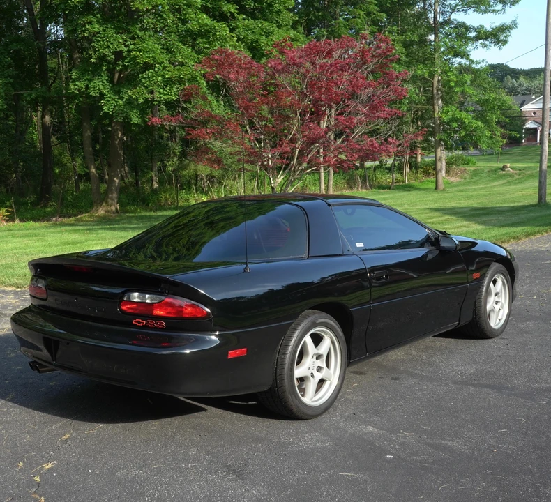 1996 Chevrolet Camaro SS 4th Gen - Image 17 of 31