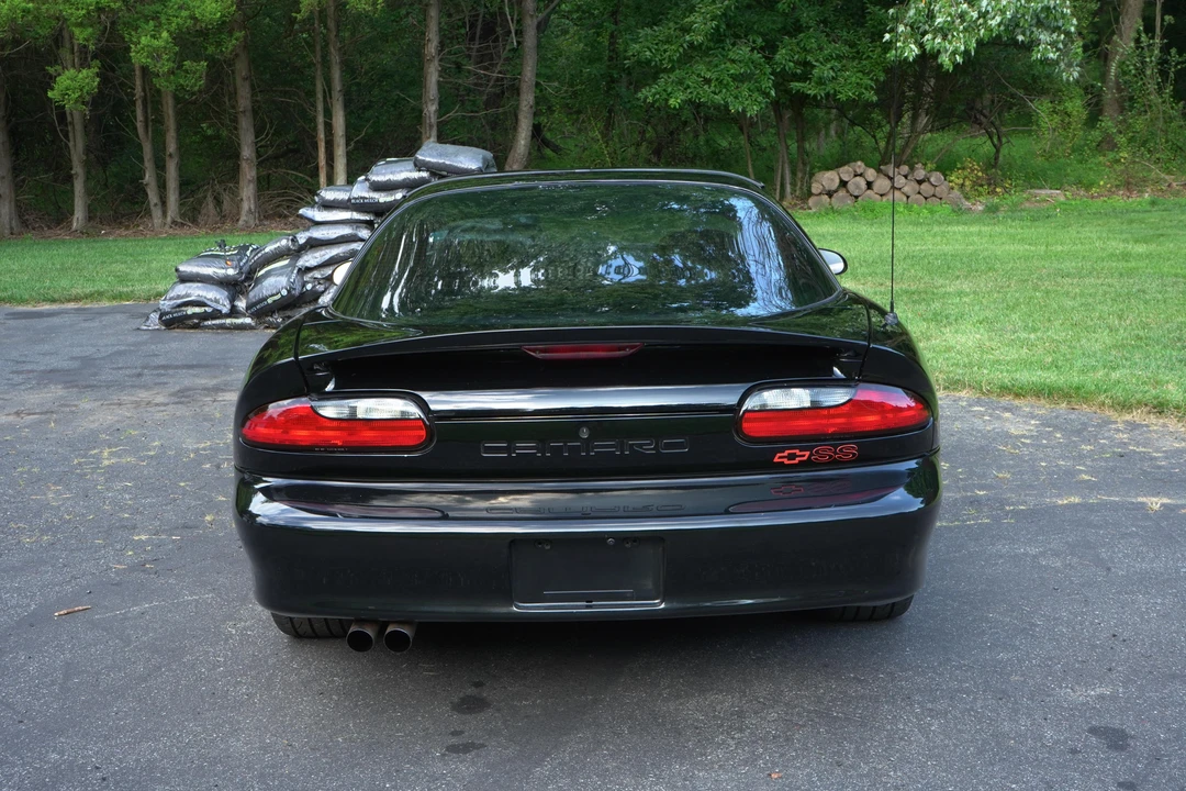 1996 Chevrolet Camaro SS 4th Gen - Image 15 of 31