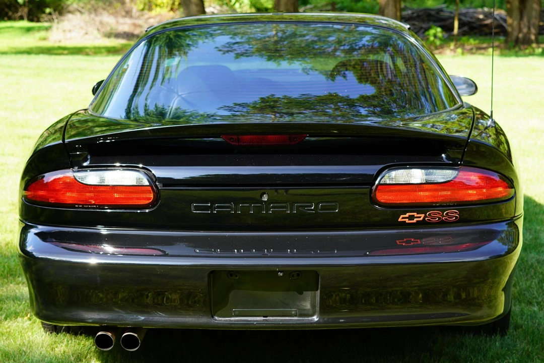 1996 Chevrolet Camaro SS 4th Gen - Image 5 of 31
