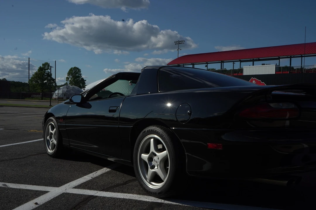 1996 Chevrolet Camaro SS 4th Gen - Image 28 of 31
