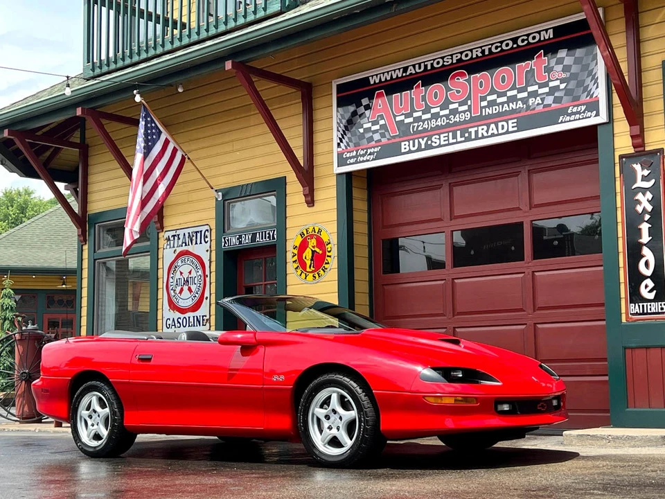 1996 Chevrolet Camaro SS 4th Gen - Image 10 of 12
