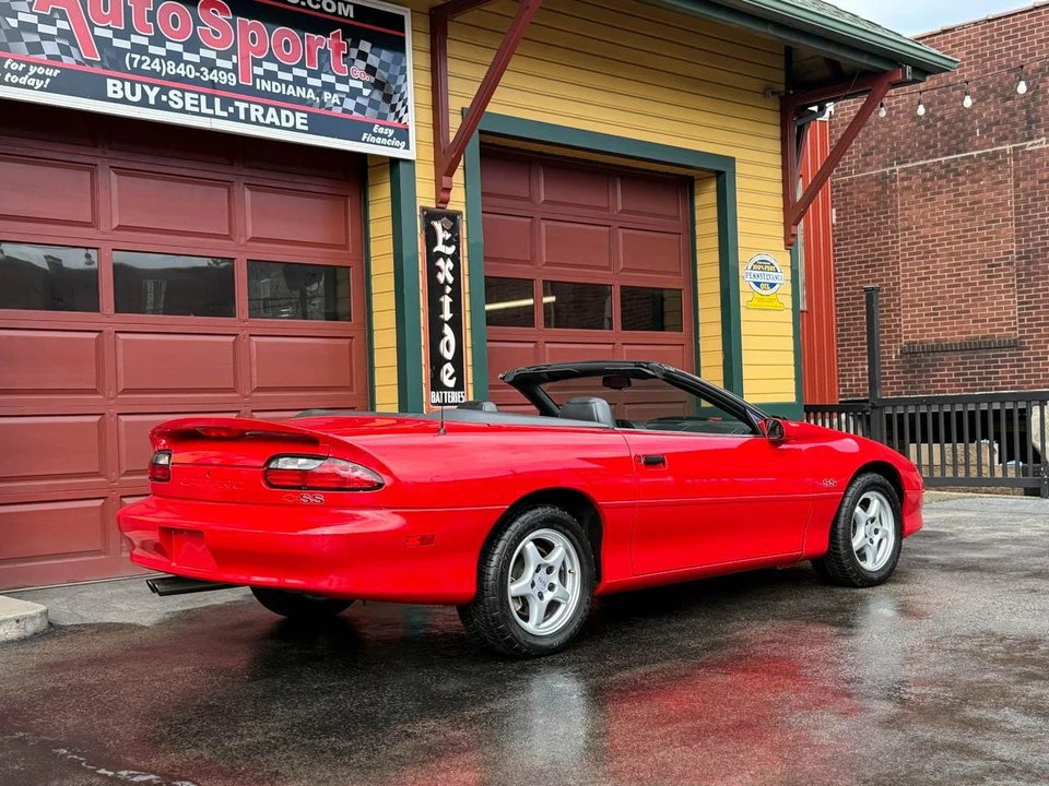 1996 Chevrolet Camaro SS 4th Gen - Image 6 of 31