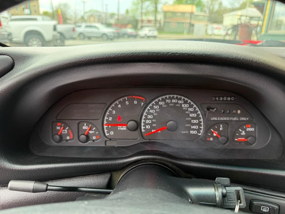 1996 Chevrolet Camaro SS 4th Gen - Image 27 of 31
