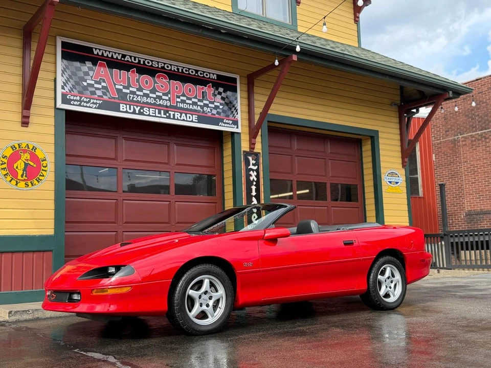 1996 Chevrolet Camaro SS 4th Gen - Image 11 of 31