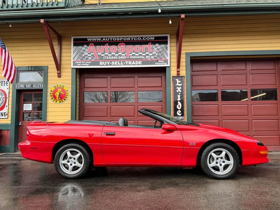1996 Chevrolet Camaro SS 4th Gen - Image 5 of 31