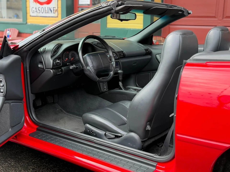 1996 Chevrolet Camaro SS 4th Gen - Image 17 of 31