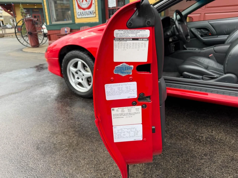 1996 Chevrolet Camaro SS 4th Gen - Image 23 of 31