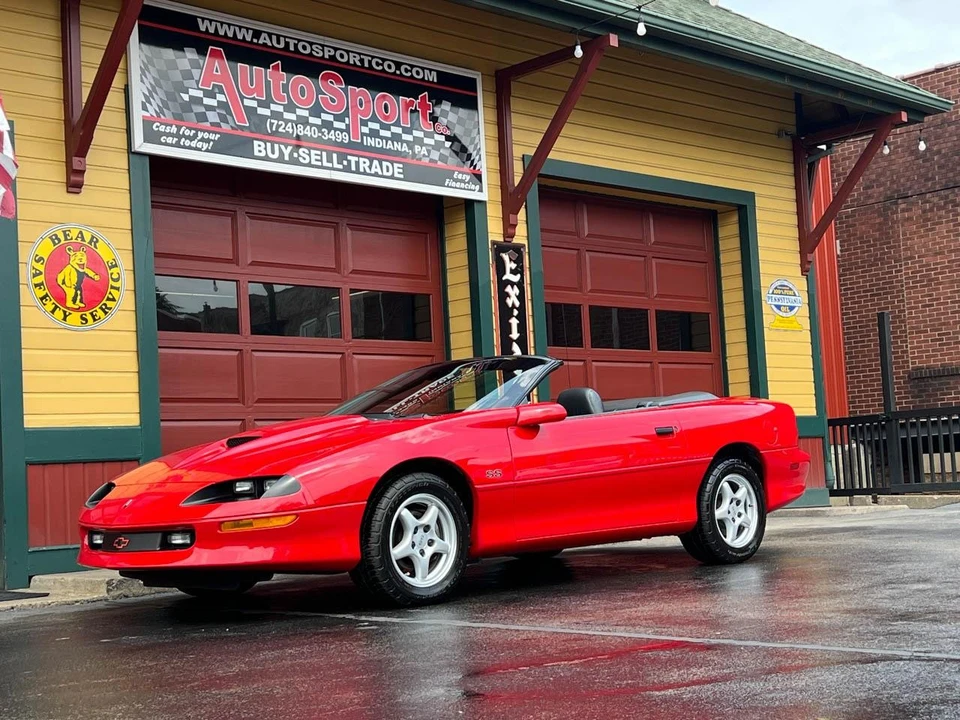 1996 Chevrolet Camaro SS 4th Gen - Image 15 of 21