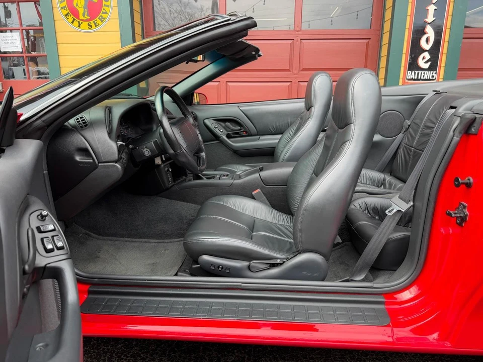 1996 Chevrolet Camaro SS 4th Gen - Image 18 of 31