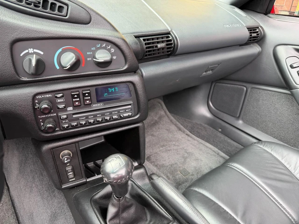 1996 Chevrolet Camaro SS 4th Gen - Image 26 of 31