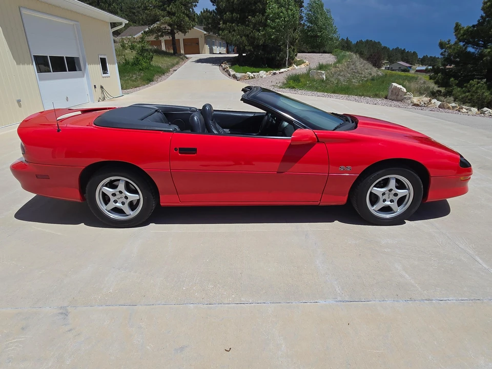 1996 Chevrolet Camaro SS 4th Gen - Image 8 of 31