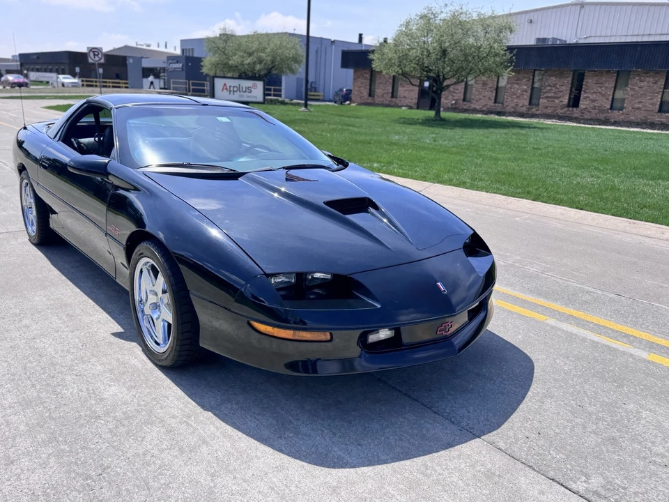 1996 Chevrolet Camaro SS 4th Gen - Image 3 of 31