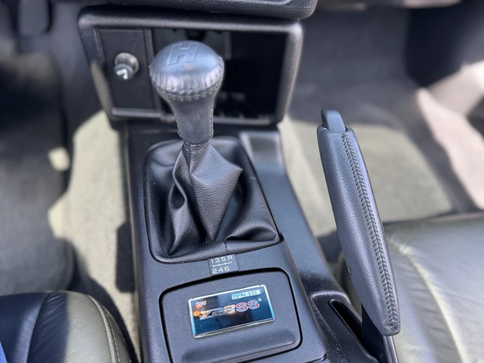 1996 Chevrolet Camaro SS 4th Gen - Image 20 of 31