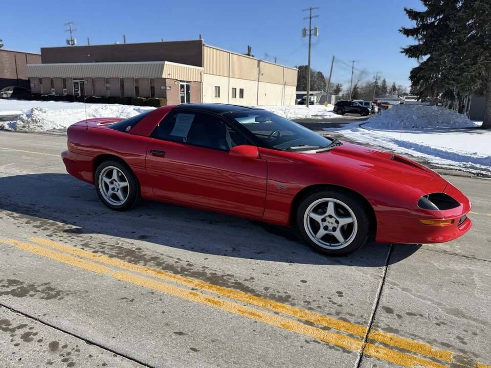 1996 Chevrolet Camaro SS 4th Gen - Image 4 of 21