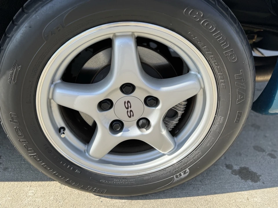 1996 Chevrolet Camaro SS 4th Gen - Image 16 of 31