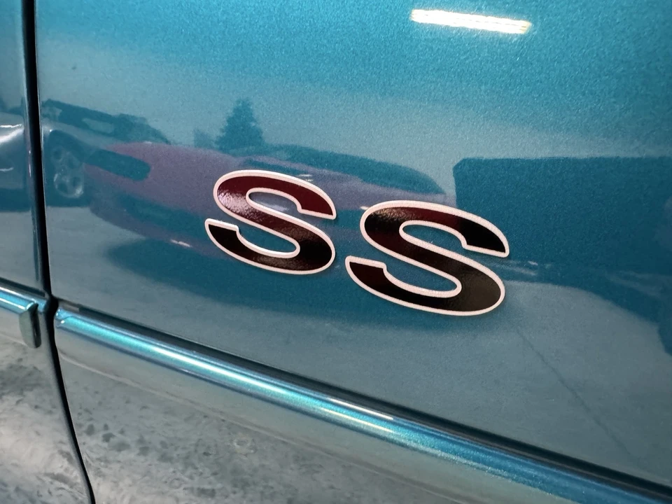 1996 Chevrolet Camaro SS 4th Gen - Image 21 of 31