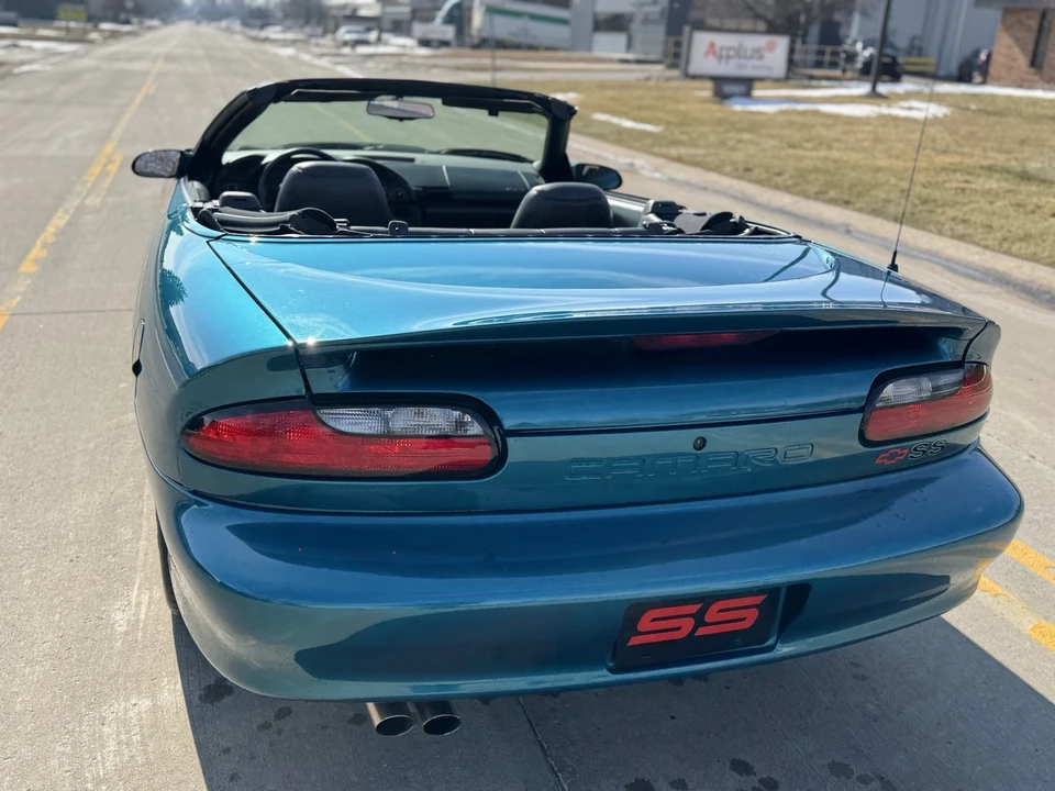 1996 Chevrolet Camaro SS 4th Gen - Image 6 of 31