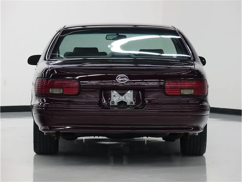 1996 Chevrolet Caprice - Image 9 of 31