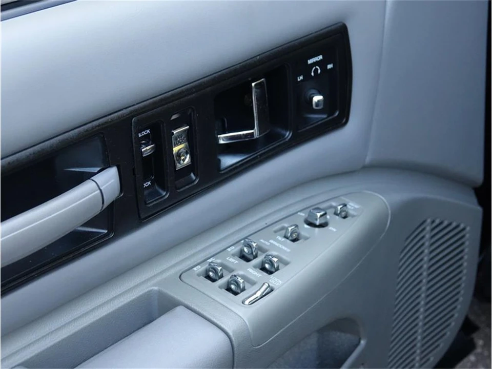 1996 Chevrolet Caprice - Image 25 of 31