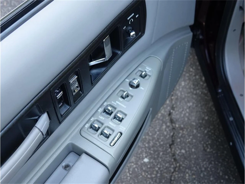 1996 Chevrolet Caprice - Image 24 of 31