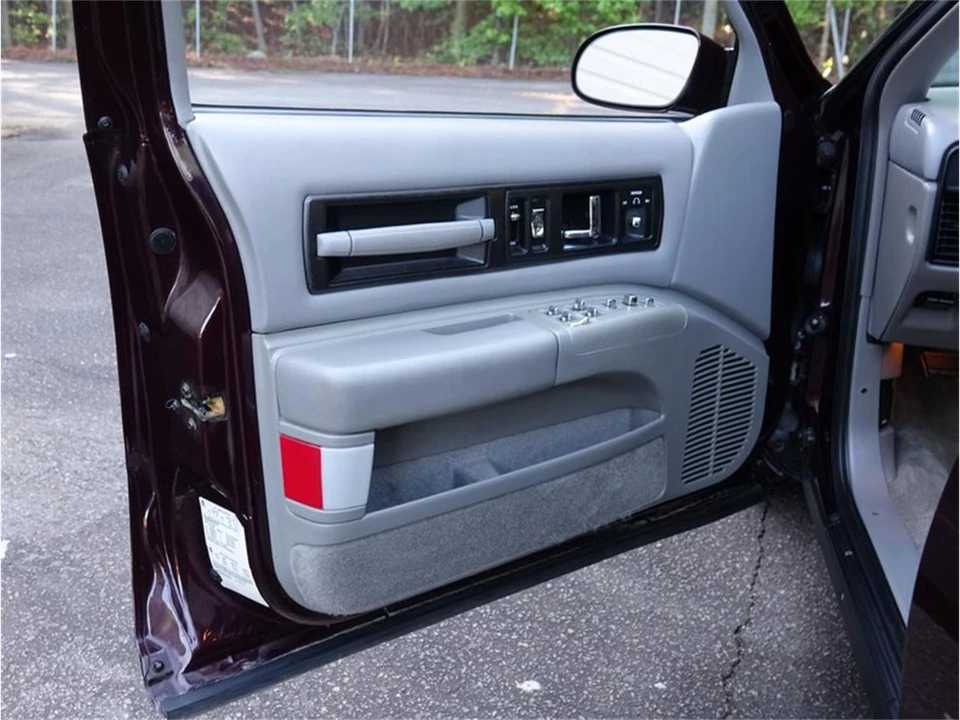 1996 Chevrolet Caprice - Image 30 of 31