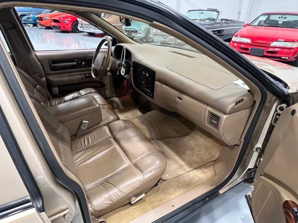 1996 Chevrolet Caprice - Image 11 of 19