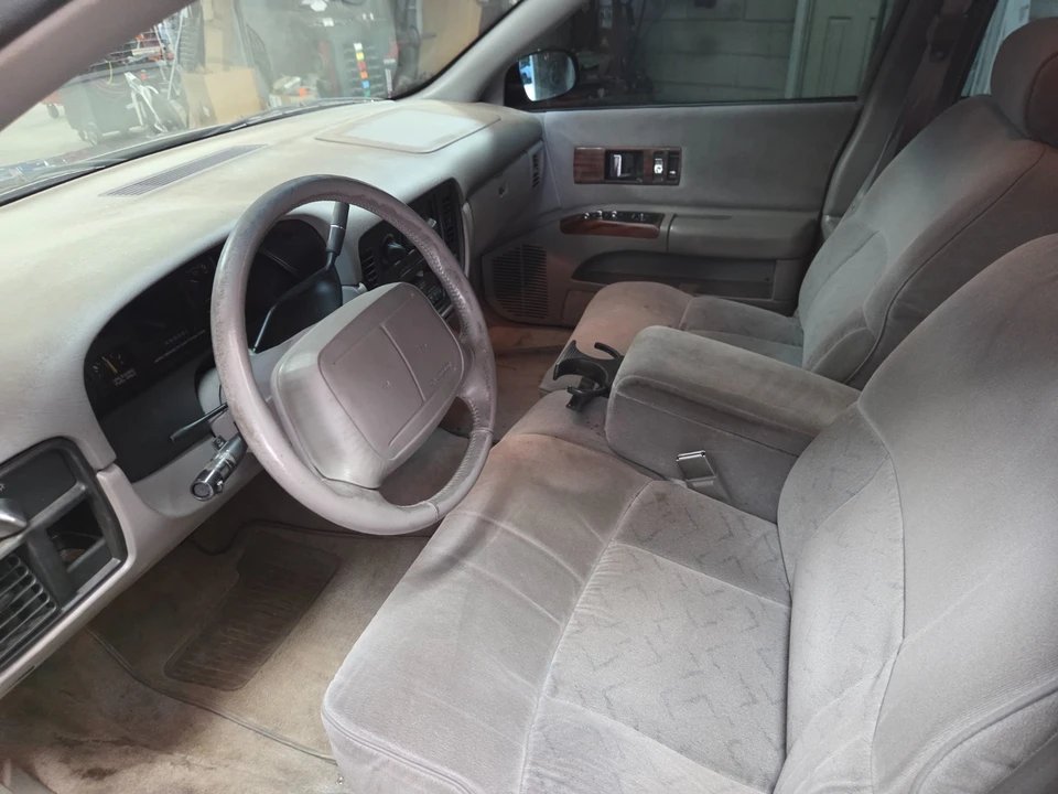 1996 Chevrolet Caprice - Image 11 of 23