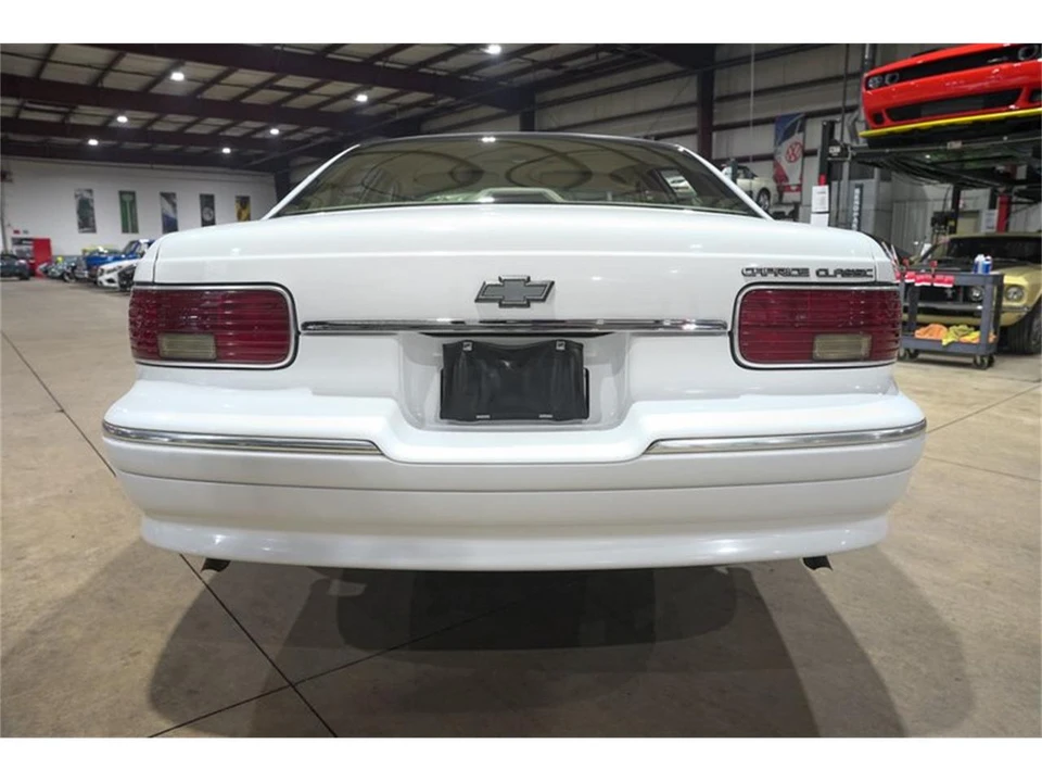 1996 Chevrolet Caprice - Image 7 of 31