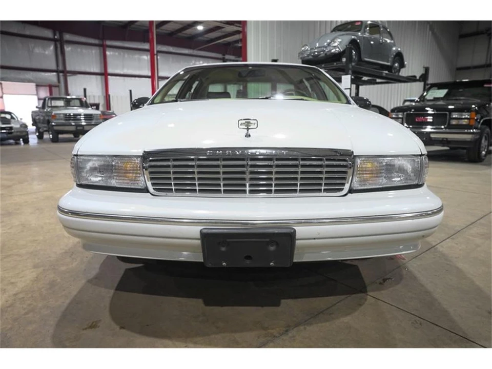 1996 Chevrolet Caprice - Image 13 of 31