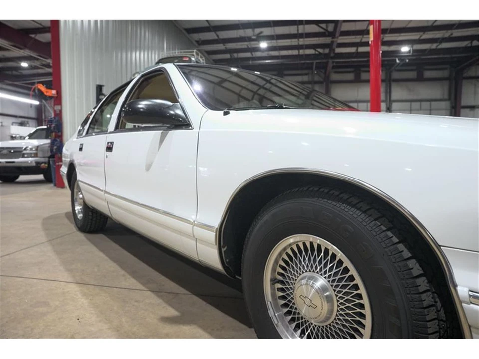 1996 Chevrolet Caprice - Image 30 of 31