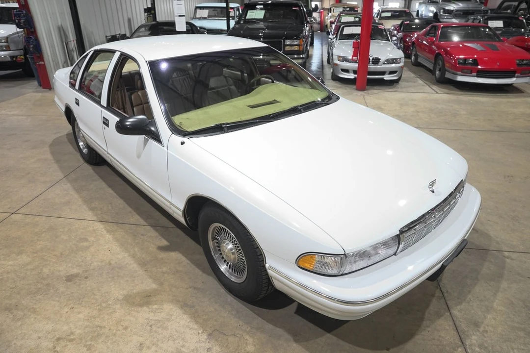 1996 Chevrolet Caprice - Image 14 of 31