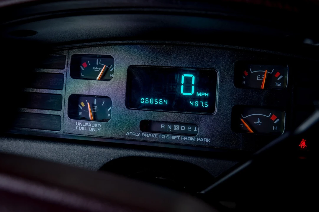 1996 Chevrolet Caprice - Image 10 of 12