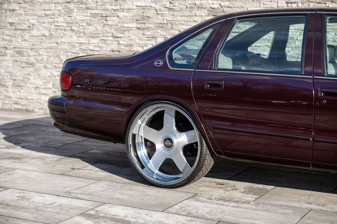 1996 Chevrolet Caprice - Image 10 of 21