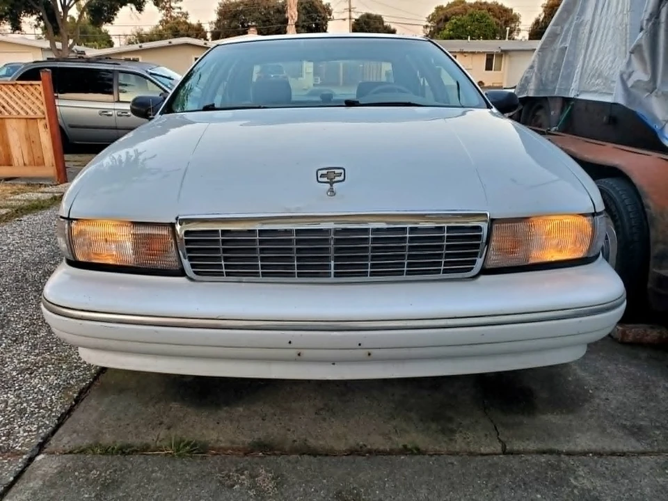 1996 Chevrolet Caprice - Image 6 of 19