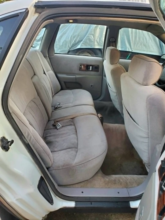 1996 Chevrolet Caprice - Image 8 of 19