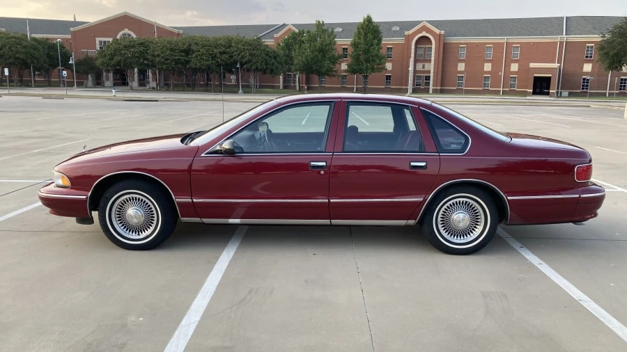 1996 Chevrolet Caprice - Image 9 of 22