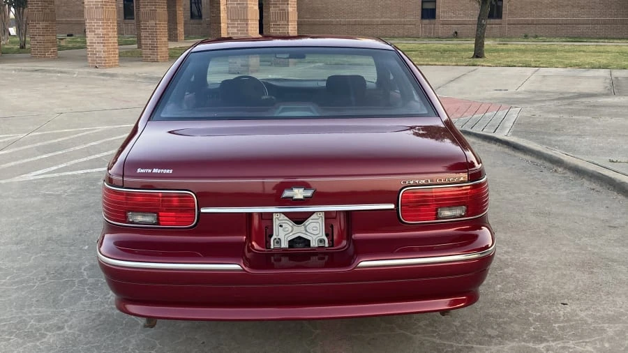 1996 Chevrolet Caprice - Image 5 of 22