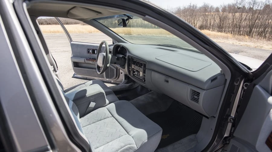 1996 Chevrolet Caprice - Image 5 of 12