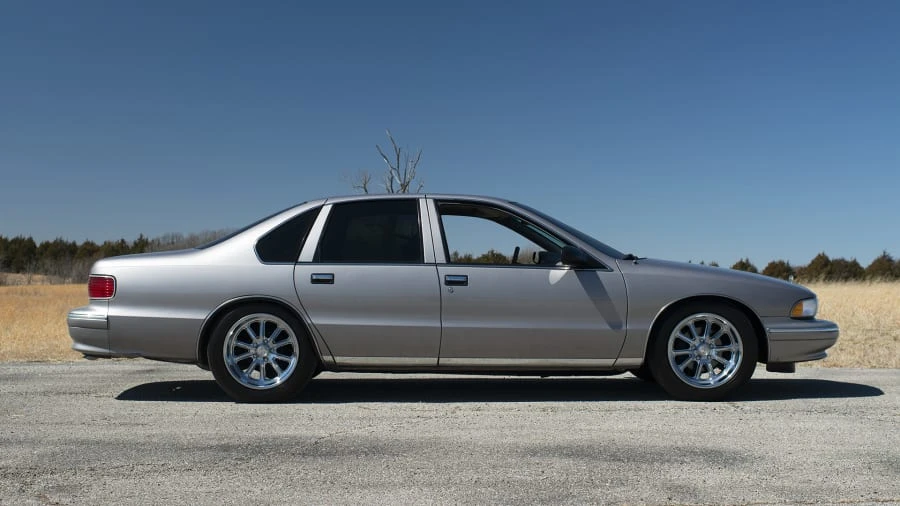 1996 Chevrolet Caprice - Image 11 of 12
