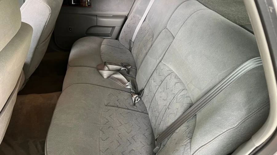 1996 Chevrolet Caprice - Image 18 of 30