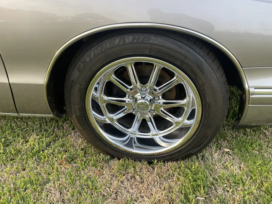 1996 Chevrolet Caprice - Image 9 of 30