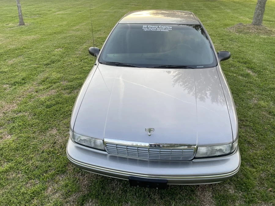 1996 Chevrolet Caprice - Image 13 of 30