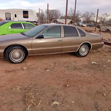 1996 Chevrolet Caprice Classic LS Sedan 4D