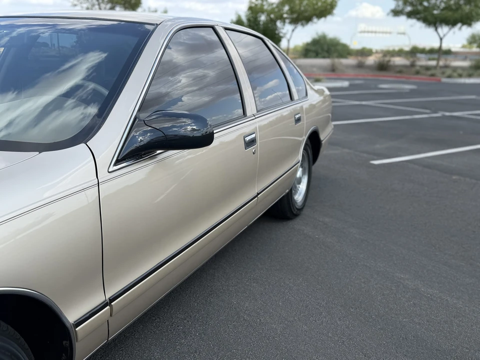 1996 Chevrolet Caprice - Image 17 of 31