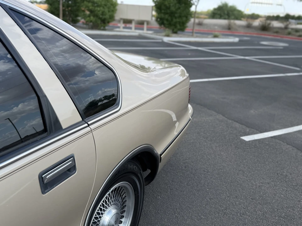 1996 Chevrolet Caprice - Image 19 of 31