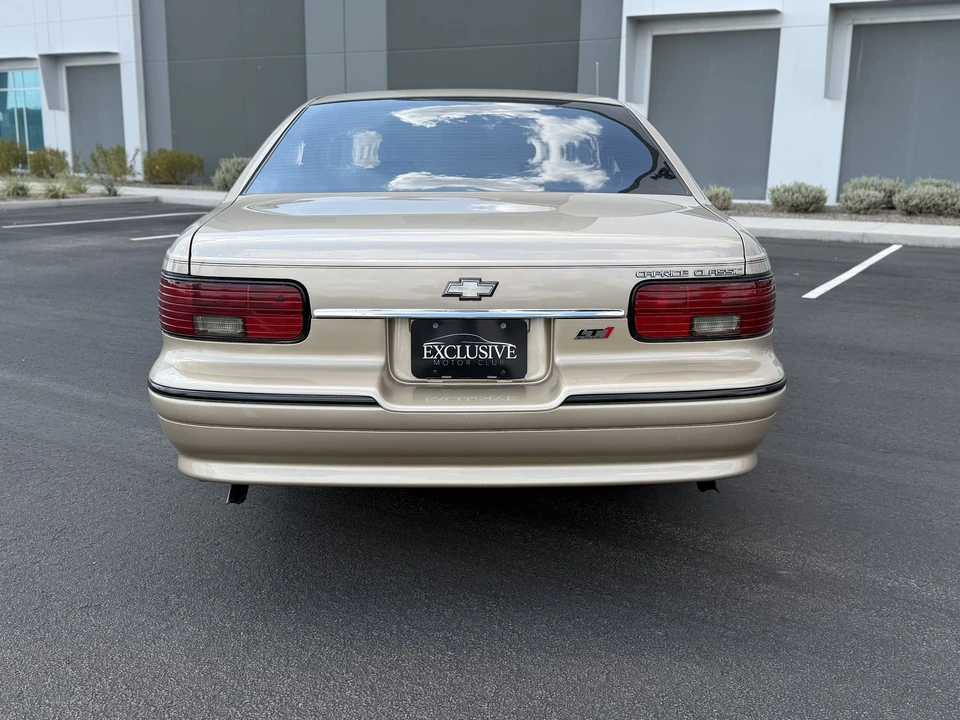 1996 Chevrolet Caprice - Image 5 of 31