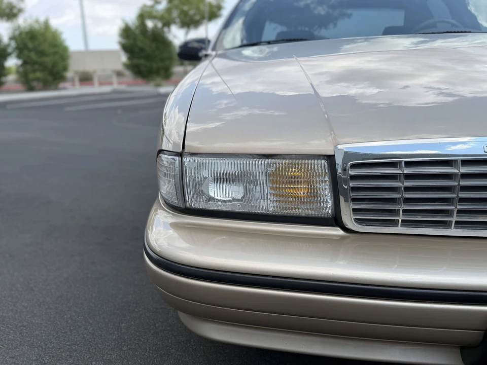 1996 Chevrolet Caprice - Image 12 of 31