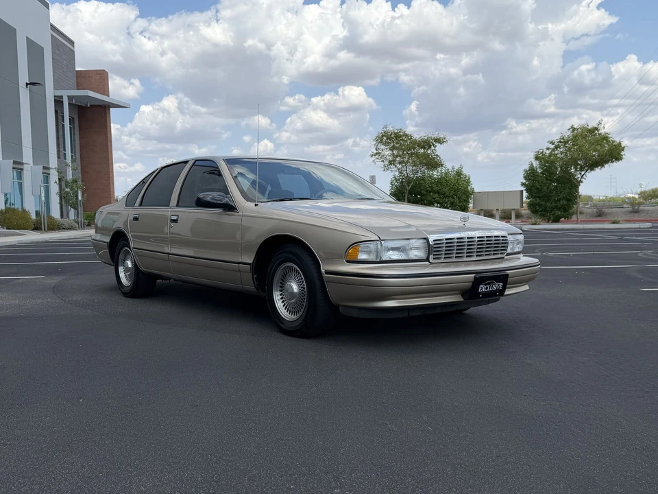 1996 Chevrolet Caprice - Image 9 of 31